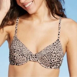 Xhiliration Animal Print Smocked Underwire‎ Bikini Top